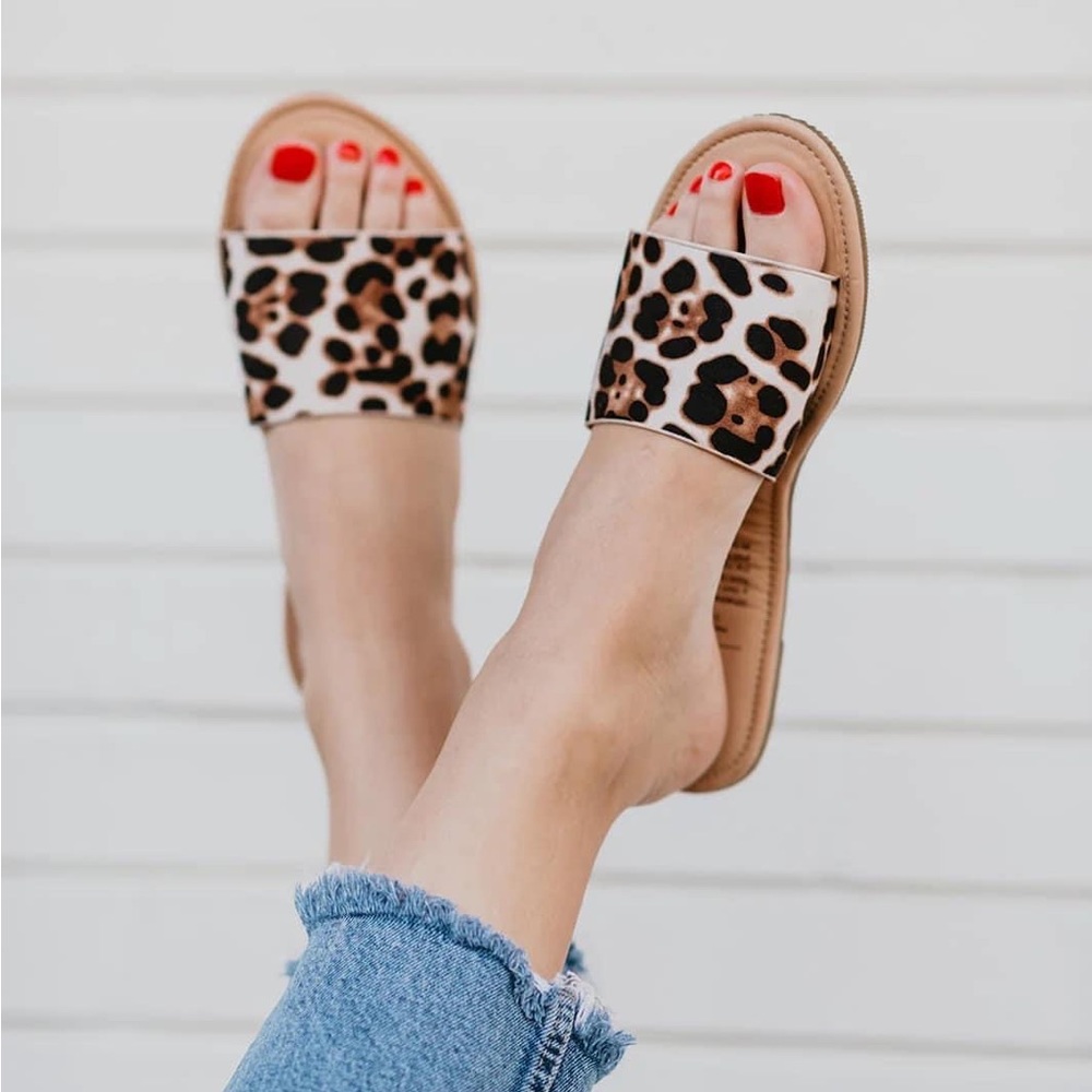 💥 BOGO 💥 NWT Rollasole Leopard Sandal | slip on | 6 7 8 9 10 11